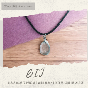 ⁦تعليقة من حجر الكوارتز الشفاف مع سنسال جلد Clear Quartz ⁩