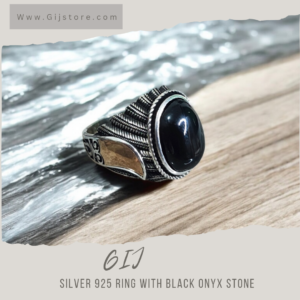 خاتم فضة مع حجر الاعقيق الاسود Onyx