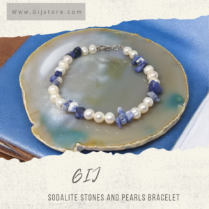 اسوارة من احجار السودالايت واللؤلؤ Sodalite & Pearls