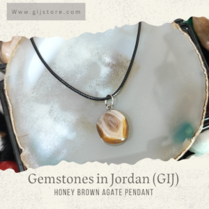 تعليقة من حجر العقيق مع سنسال جلد Agate