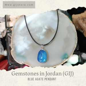 تعليقة من حجر العقيق الازرق مع سنسال جلد Blue Agate