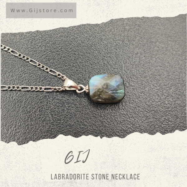 سنسال فضة ٩٢٥ مع تعليقة من حجر الطاووس ليبرادورايت Labradorite