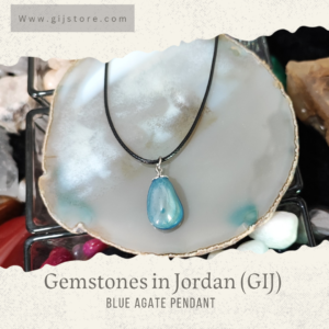 تعليقة من حجر العقيق الازرق Blue Agate
